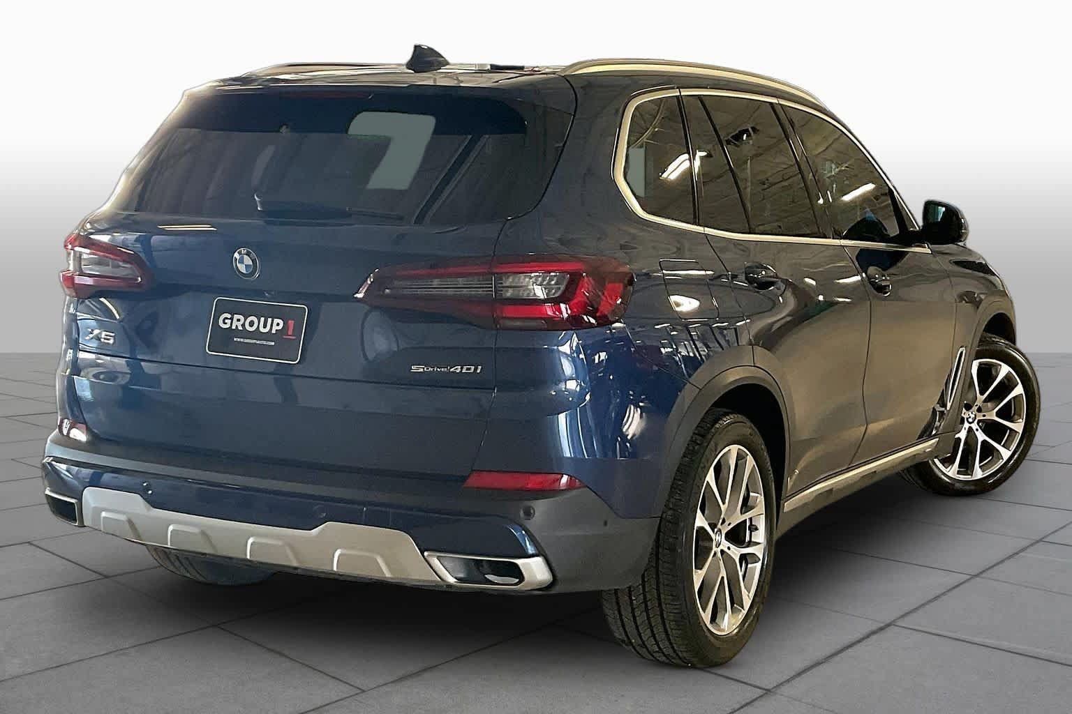 Used 2022 BMW X5 sDrive40i w/ Premium Package RWD image 12