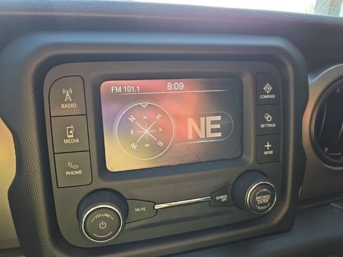 Used 2021 Jeep Wrangler Unlimited Sport AWD/4WD image 50