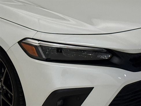 Certified 2023 Honda Civic Sport Touring image 5