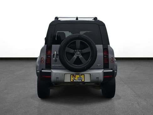 Used 2021 Land Rover Defender 110 SE image 6