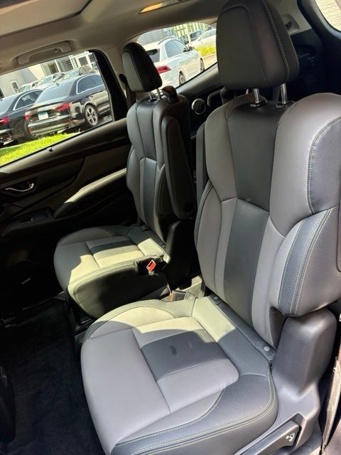 Used 2024 Subaru Ascent Onyx Edition Limited AWD/4WD image 11