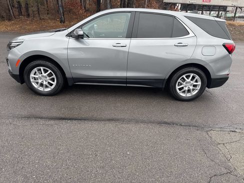 Used 2023 Chevrolet Equinox LT image 6