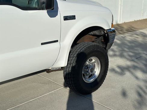 Used 2003 Ford F250 4x4 SuperCab Super Duty image 39