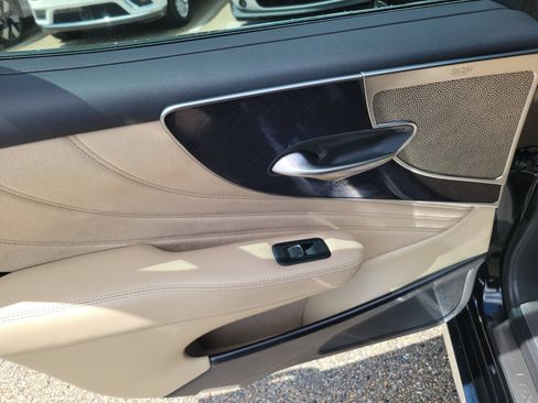 Used 2023 Lexus LS 500 w/ Interior Upgrade Package RWD image 12
