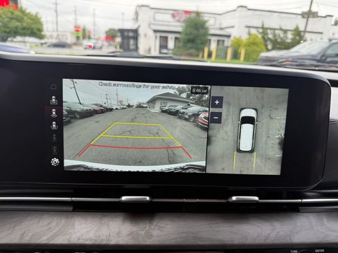 Used 2023 Kia Carnival SX FWD image 20