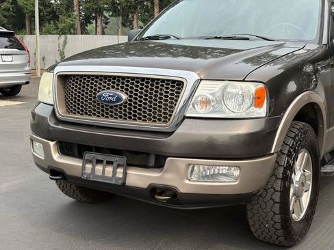 Used 2005 Ford F150 Lariat AWD/4WD image 38