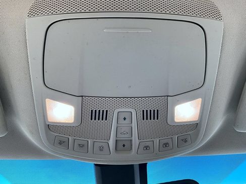 Used 2017 Lincoln MKX Reserve AWD/4WD image 16