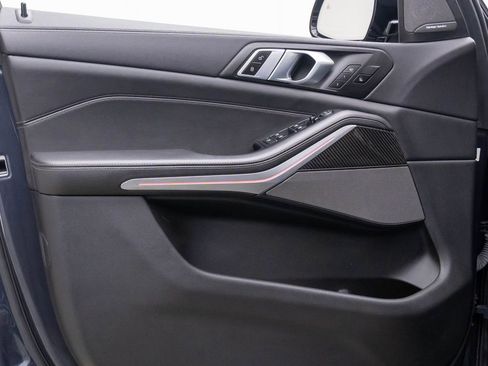 Used 2022 BMW X5 M50i w/ Premium Package image 12