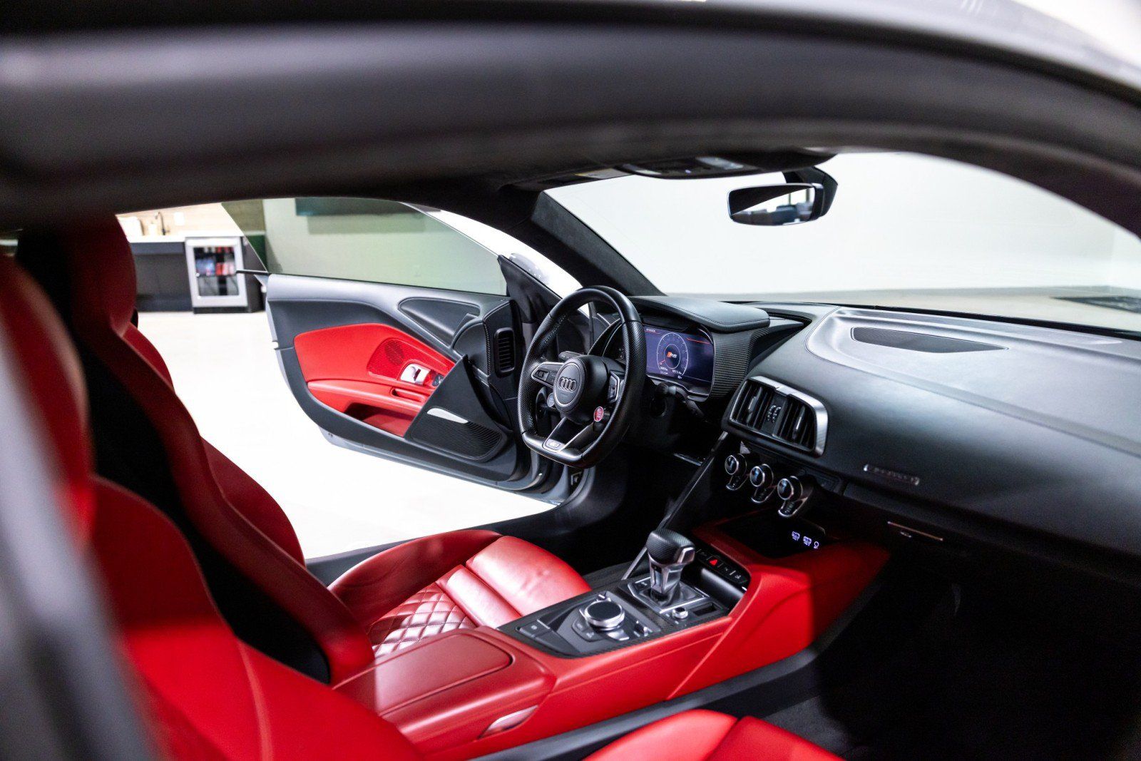 Used 2017 Audi R8 V10 AWD/4WD image 33