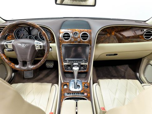 Used 2015 Bentley Flying Spur W12 AWD/4WD image 19