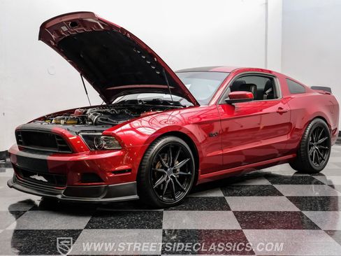 Used 2014 Ford Mustang GT Premium image 36