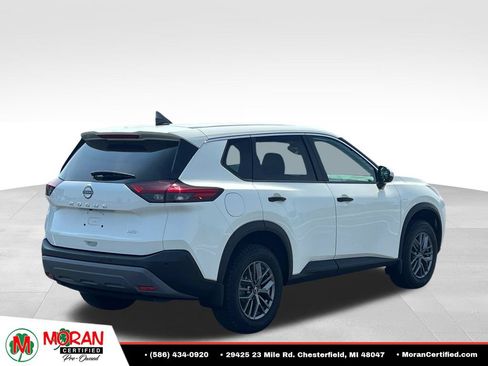 Used 2022 Nissan Rogue S AWD/4WD image 5