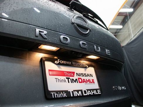 Used 2023 Nissan Rogue SV image 13