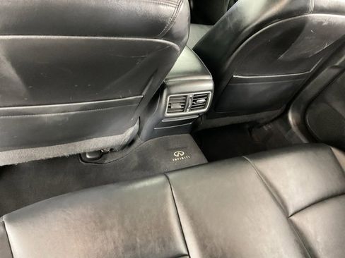 Used 2014 INFINITI Q50 Premium w/ Navigation Package image 16
