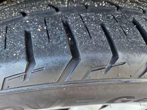 Used 2021 Dodge Durango GT image 28