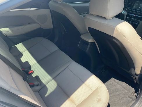 Used 2019 Hyundai Elantra Value Edition FWD image 13