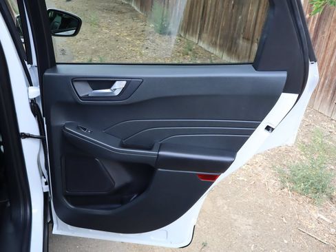 Used 2021 Ford Escape SEL FWD image 25