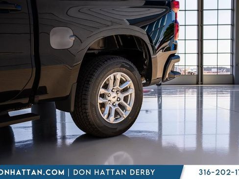 Used 2022 Chevrolet Silverado 1500 RST w/ Z71 Off-Road Package AWD/4WD image 40