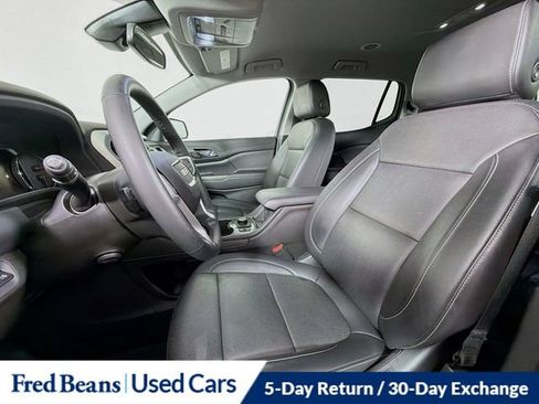 Used 2023 GMC Acadia SLT w/ Technology Package AWD/4WD image 29