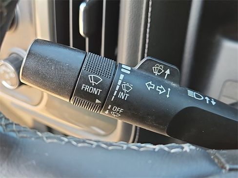 Used 2017 Chevrolet Silverado 2500 High Country w/ Duramax Plus Package image 23