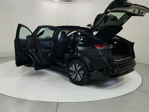 Used 2023 Nissan Ariya image 30