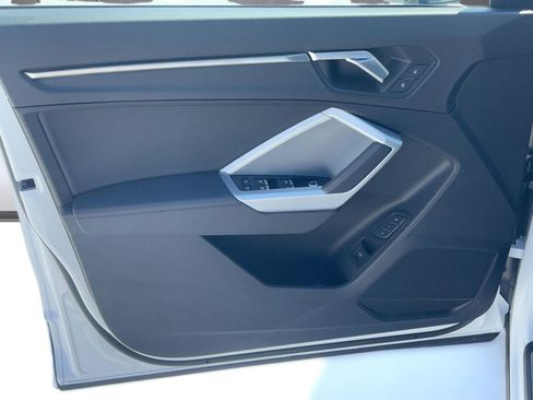 New 2025 Audi Q3 2.0T Premium image 21