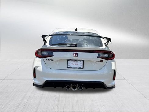 Used 2024 Honda Civic Type R image 7
