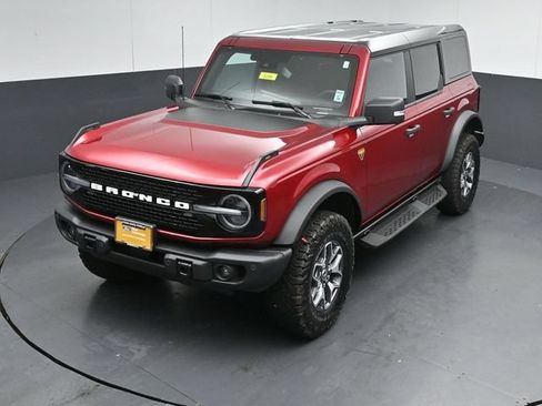 Certified 2025 Ford Bronco Badlands AWD/4WD image 44
