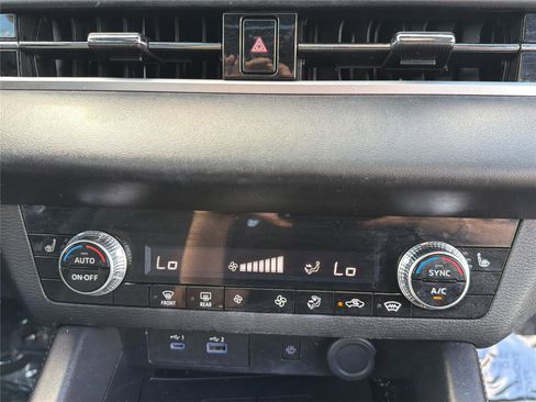 Used 2022 Mitsubishi Outlander SEL Black Edition AWD/4WD image 18