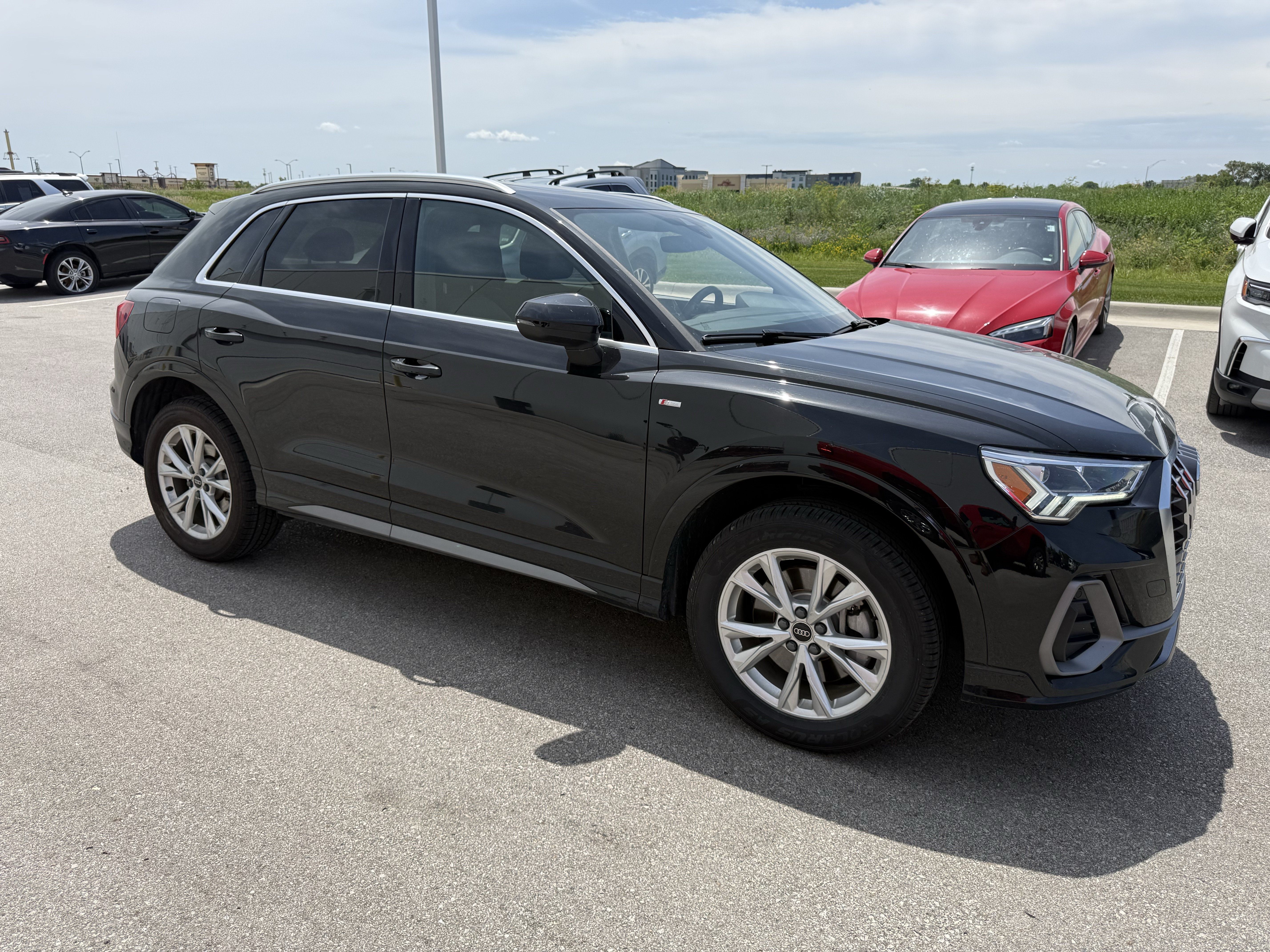 Used 2025 Audi Q3 2.0T Premium AWD/4WD image 7