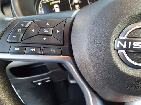Used 2023 Nissan Kicks SV image 23