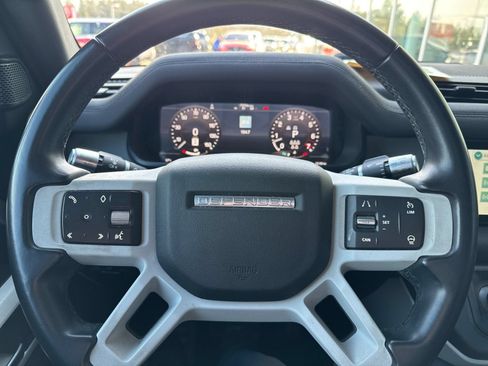 Used 2020 Land Rover Defender 110 First Edition AWD/4WD image 23