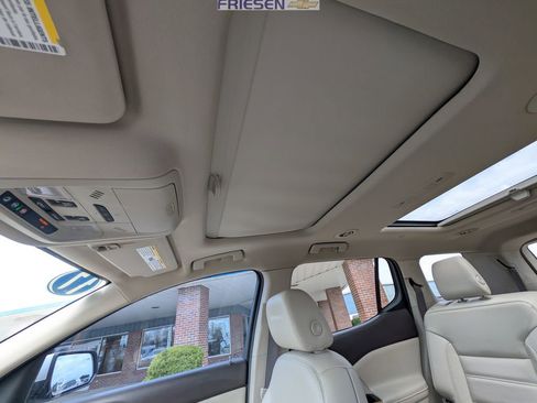 Used 2017 GMC Acadia Denali w/ Technology Package AWD/4WD image 14