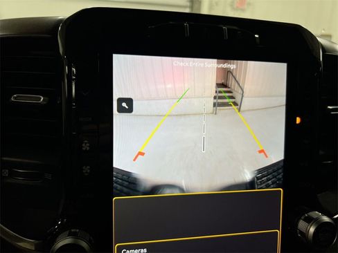 Used 2024 RAM 2500 Laramie image 16