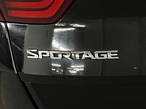 Used 2019 Kia Sportage SX image 34