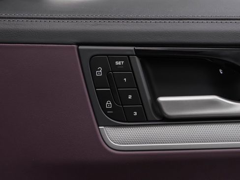 New 2026 Porsche Cayenne Coupe image 22