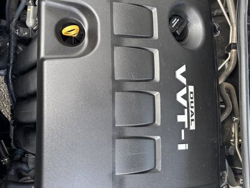 Used 2010 Toyota Corolla LE image 28