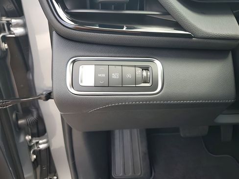 New 2026 Buick Enclave Sport Touring w/ Power Package image 33