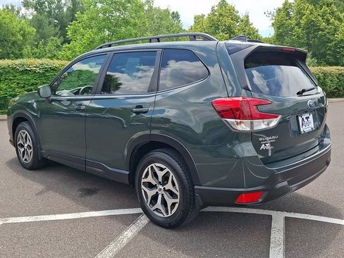 Certified 2024 Subaru Forester Premium AWD/4WD image 4
