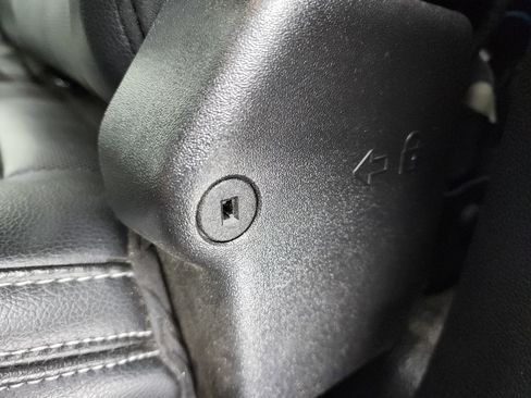 Used 2021 Ford F250 Lariat image 40