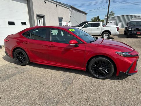 Used 2026 Toyota Camry SE w/ Convenience Package AWD/4WD image 1