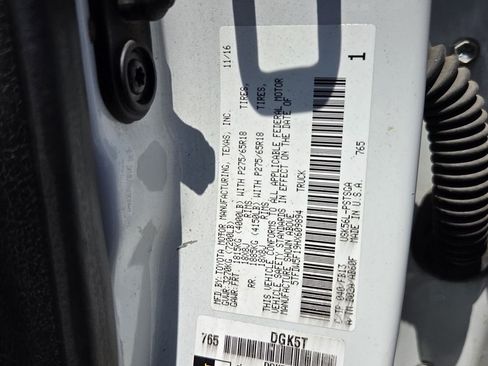 Used 2017 Toyota Tundra SR5 w/ TRD Off Road Package AWD/4WD image 18