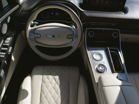 Used 2022 Genesis GV80 3.5T w/ Prestige Package 07 image 11