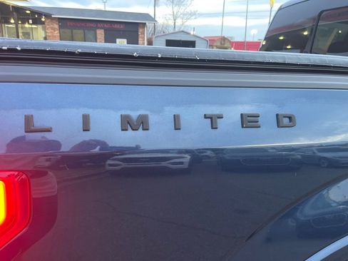 Used 2018 Ford F150 Limited w/ Trailer Tow Package image 11