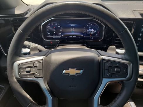 Used 2023 Chevrolet Silverado 1500 LTZ w/ LTZ Convenience Package II AWD/4WD image 31