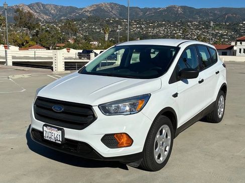 Used 2017 Ford Escape S image 2