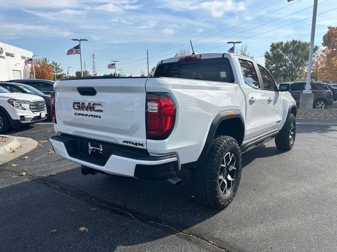 Used 2024 GMC Canyon AT4X image 7