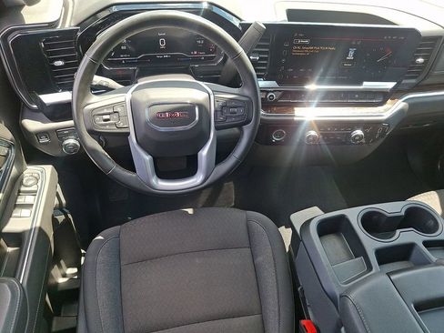 Used 2024 GMC Sierra 1500 Elevation AWD/4WD image 11