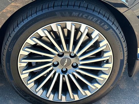 Used 2023 Genesis G80 image 19