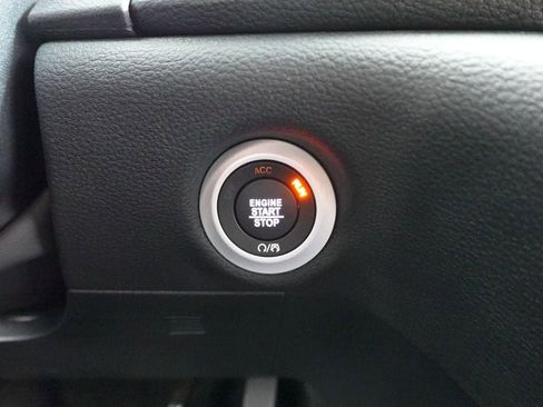 New 2026 Chrysler Pacifica Select image 21